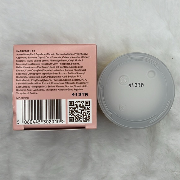 MZ Skin By Dr Maryam Zamani Calming Moisturiser/Moisturizer - Picture 3 of 4
